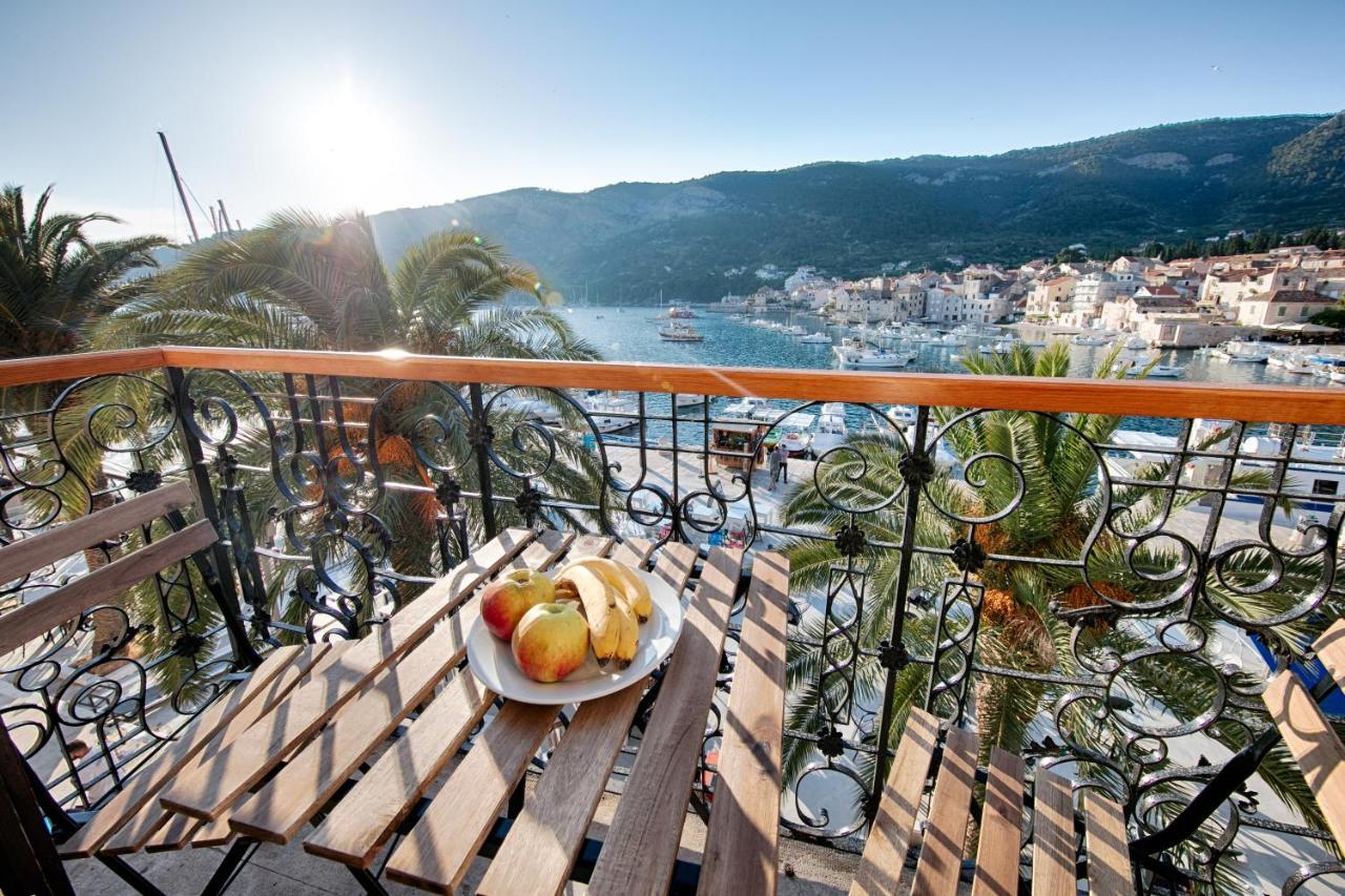 Seafront Rooms Koluna Komiža Zewnętrze zdjęcie