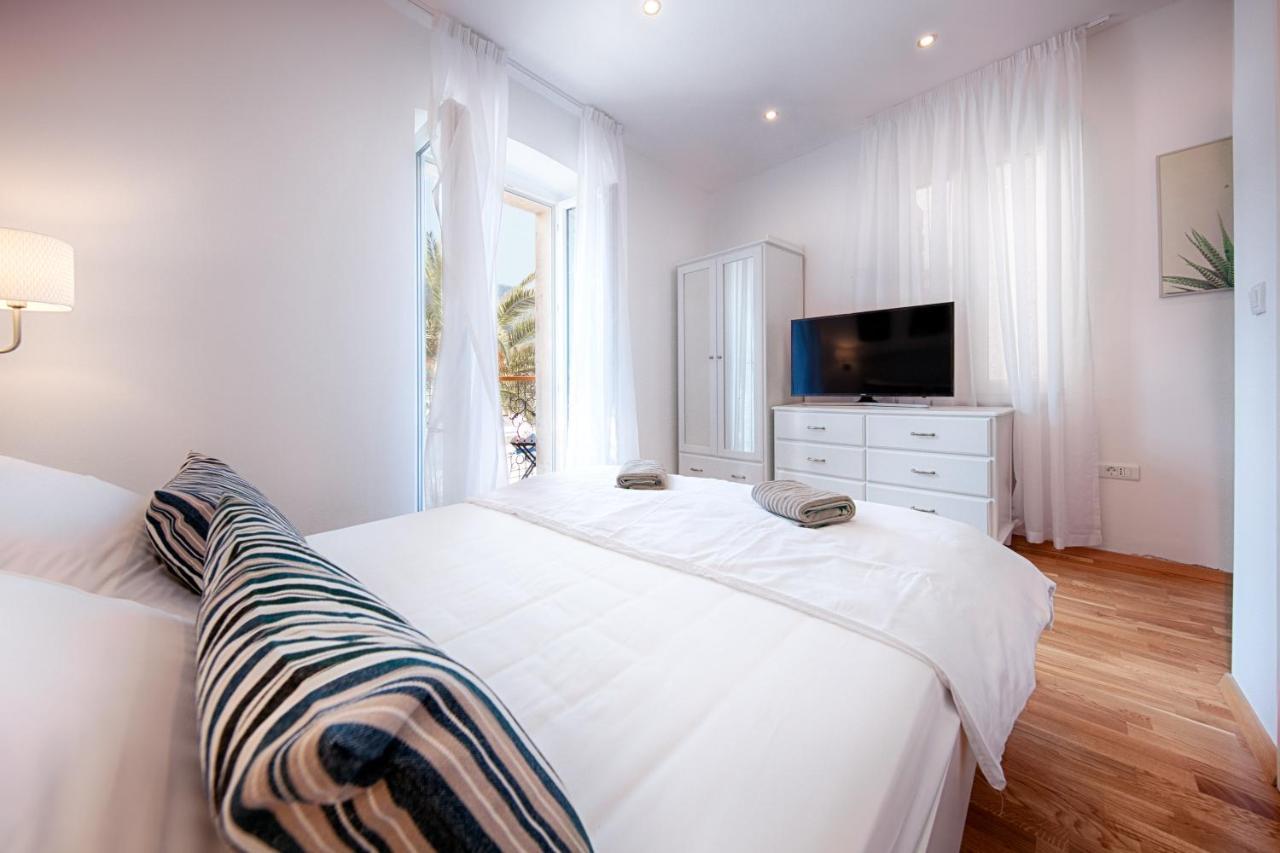 Seafront Rooms Koluna Komiža Zewnętrze zdjęcie
