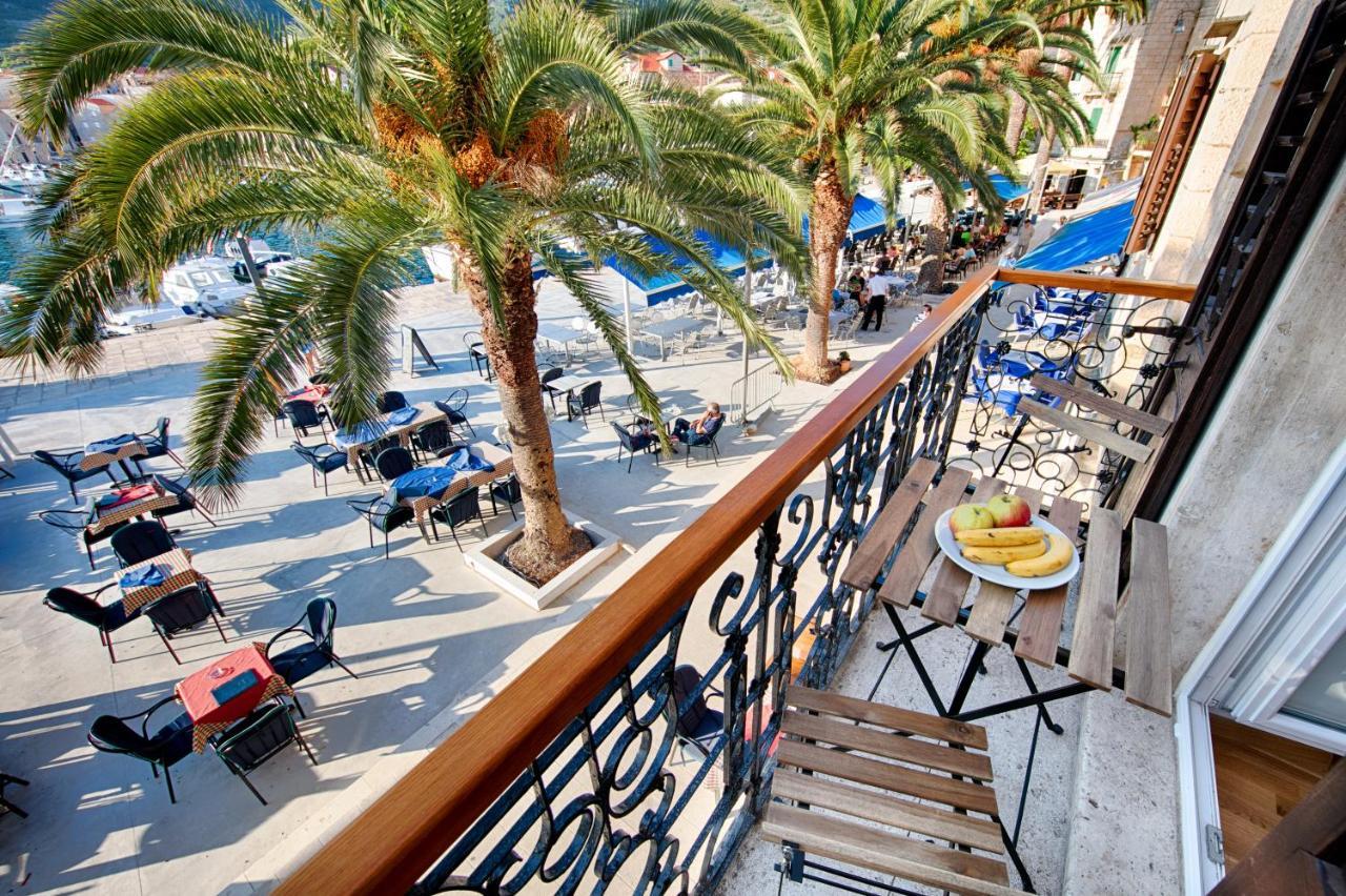 Seafront Rooms Koluna Komiža Zewnętrze zdjęcie