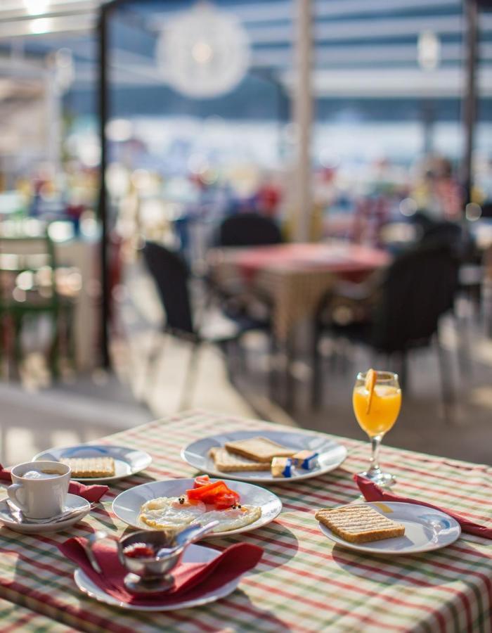 Seafront Rooms Koluna Komiža Zewnętrze zdjęcie