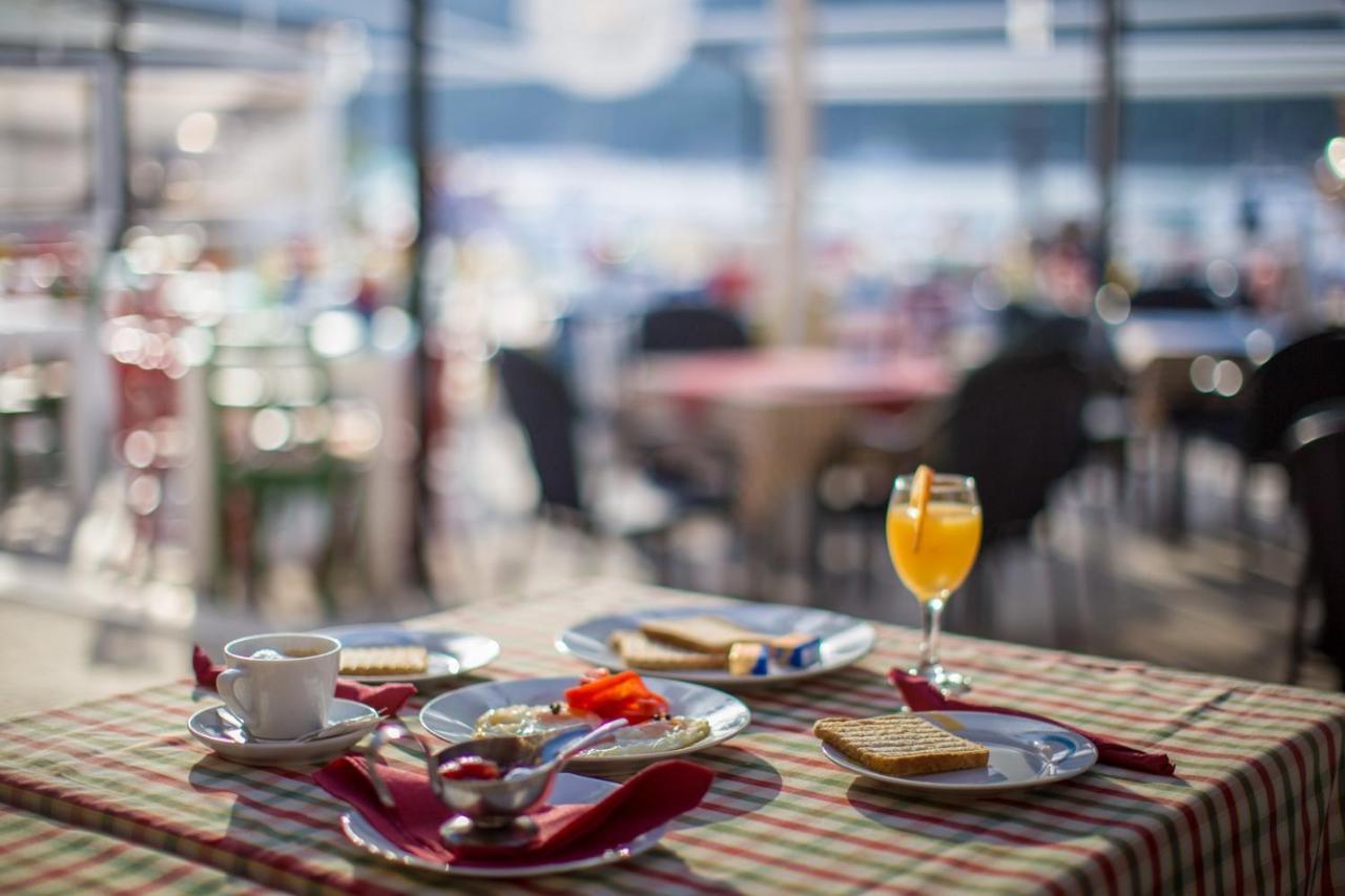 Seafront Rooms Koluna Komiža Zewnętrze zdjęcie
